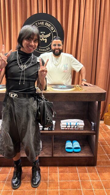 NYC is not a real place because what do you mean you can just see @djkhaled in Bloomingdale’s on a random Friday afternoon?
#onlyinny #djkhaled #bloomingdales #nycthings